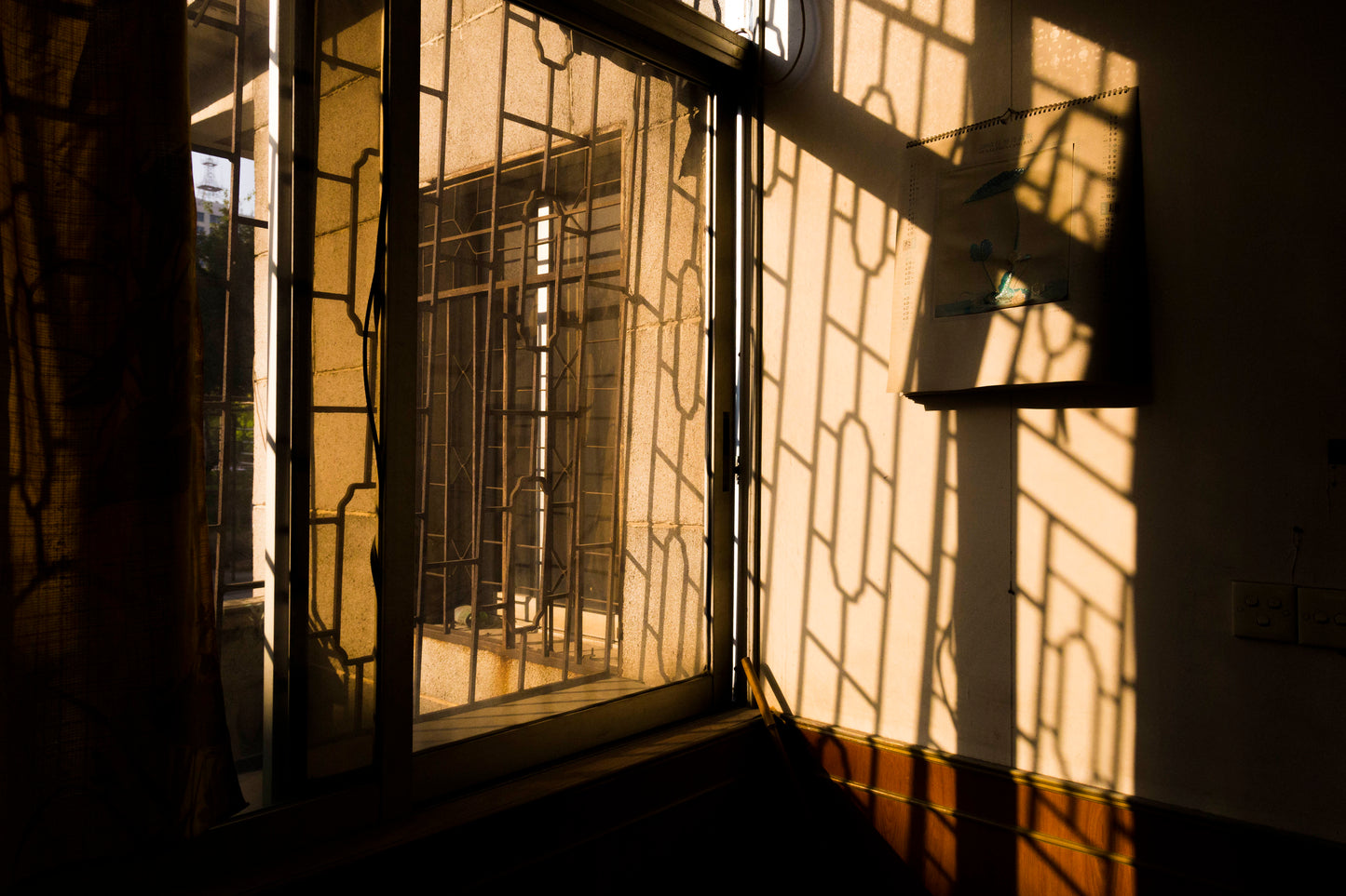 Photography: I Am Living In A Big House, Alone, 2016