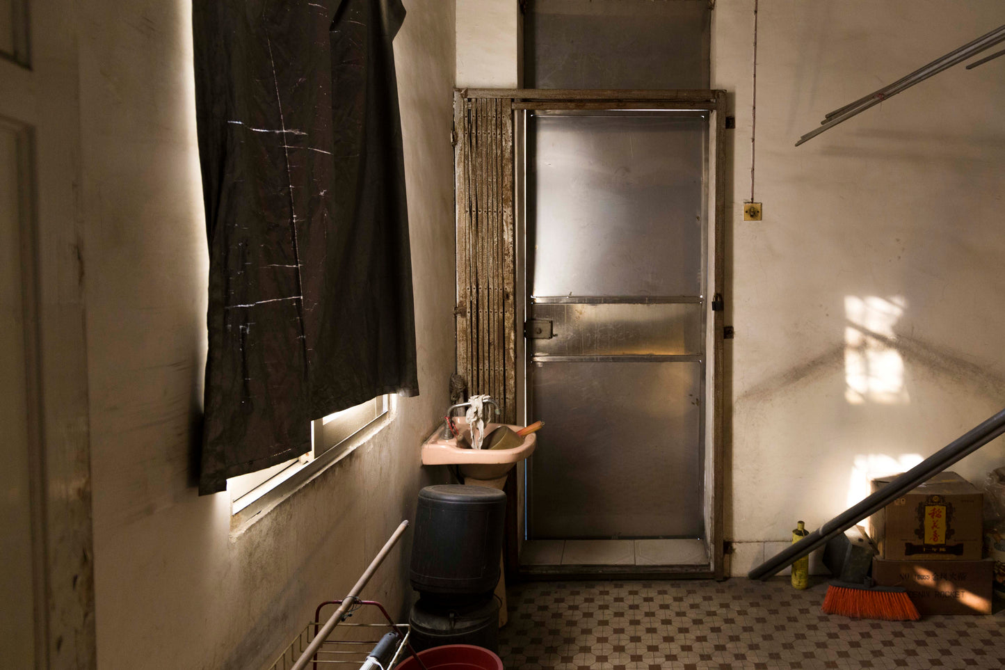 Photography: I Am Living In A Big House, Alone, 2016